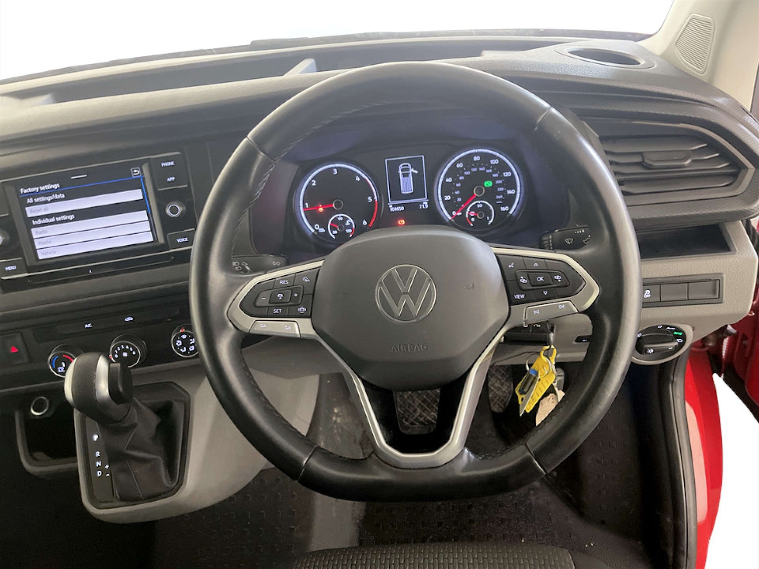 Used Volkswagen Transporter 2021 for sale - 77211775: Photo 16