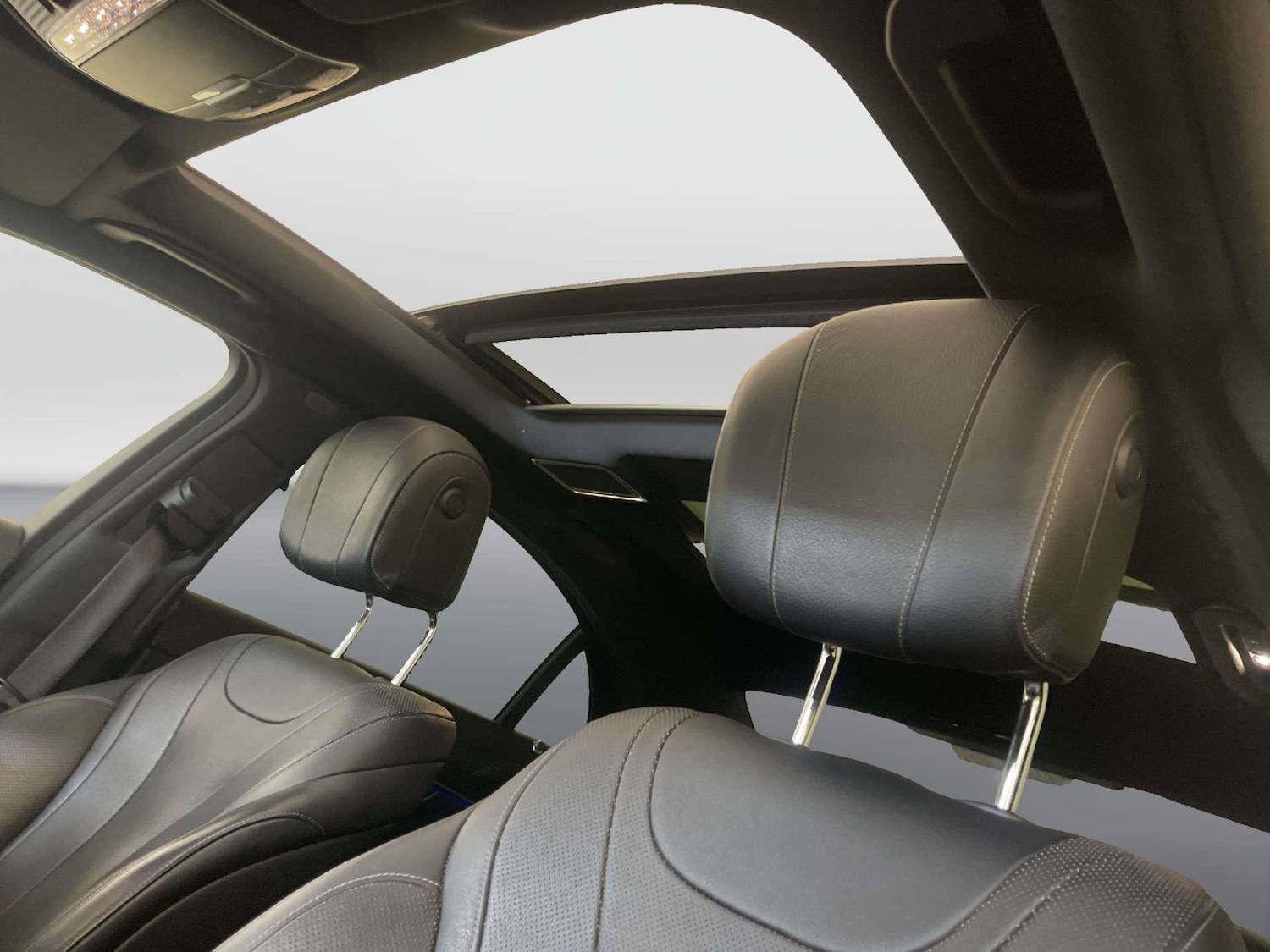 Used Mercedes-Benz S Class 2017 for sale - 77850769: Photo 14