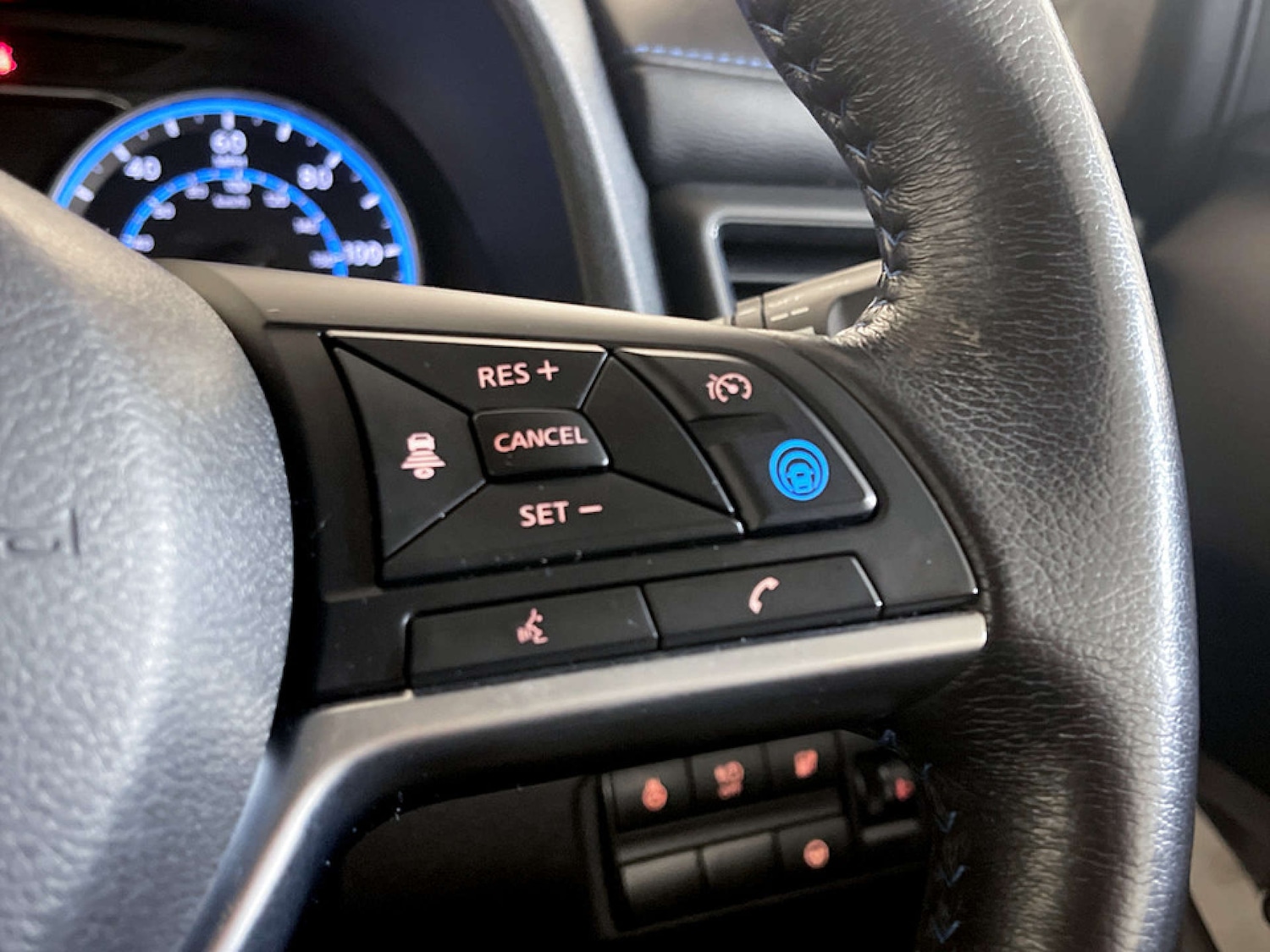 Used Nissan Leaf 2022 for sale - 77195881: Photo 20