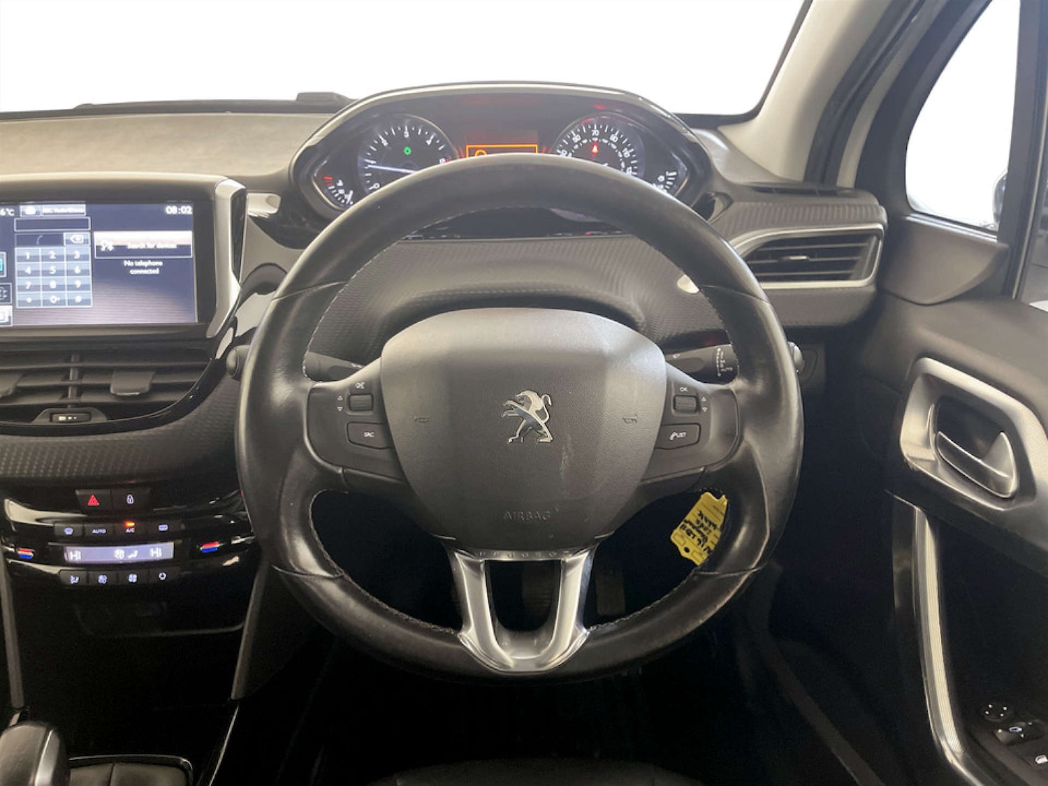 Used Peugeot 2008 2016 for sale - 77355580: Photo 16