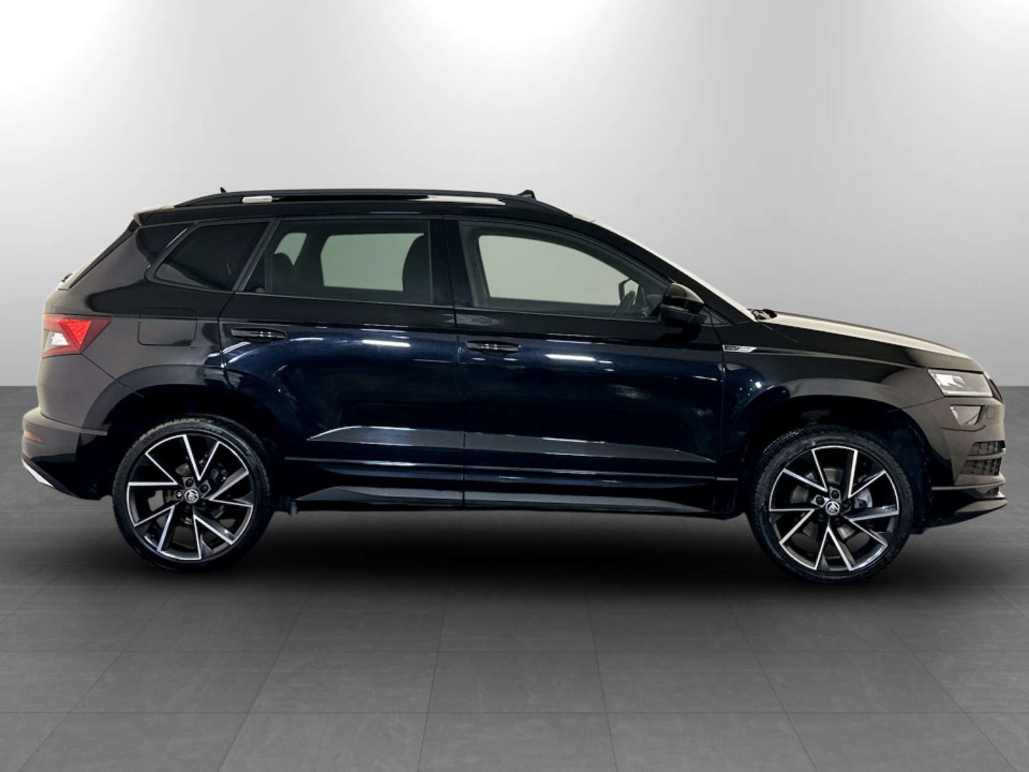 Used Skoda Karoq 2022 for sale - 77288559: Photo 9