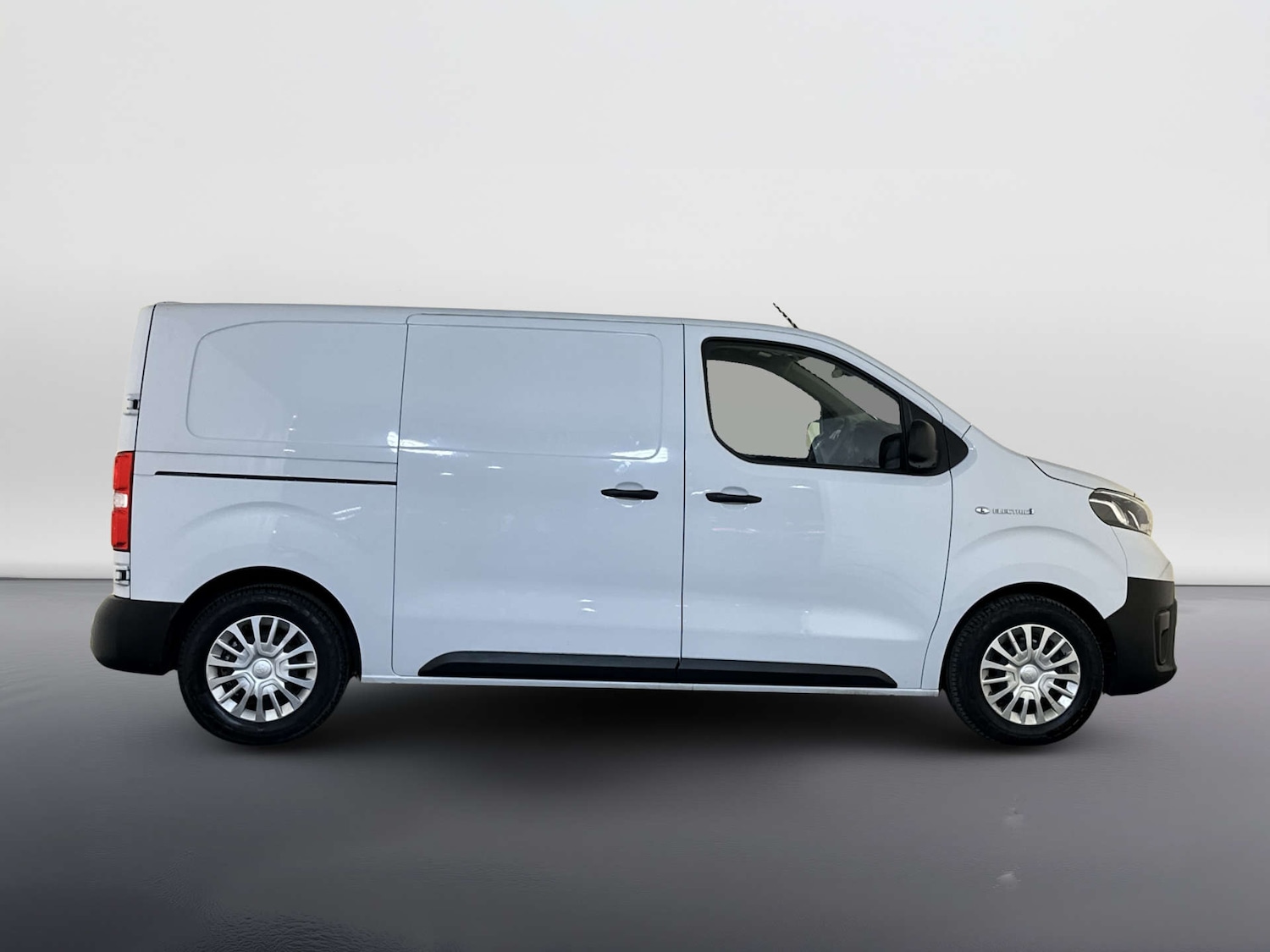 Used Toyota ProAce 2024 for sale - 77954357: Photo 11