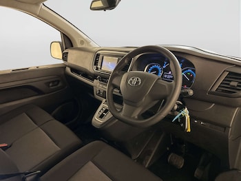Used Toyota ProAce 2024 for sale - 77954357: Photo