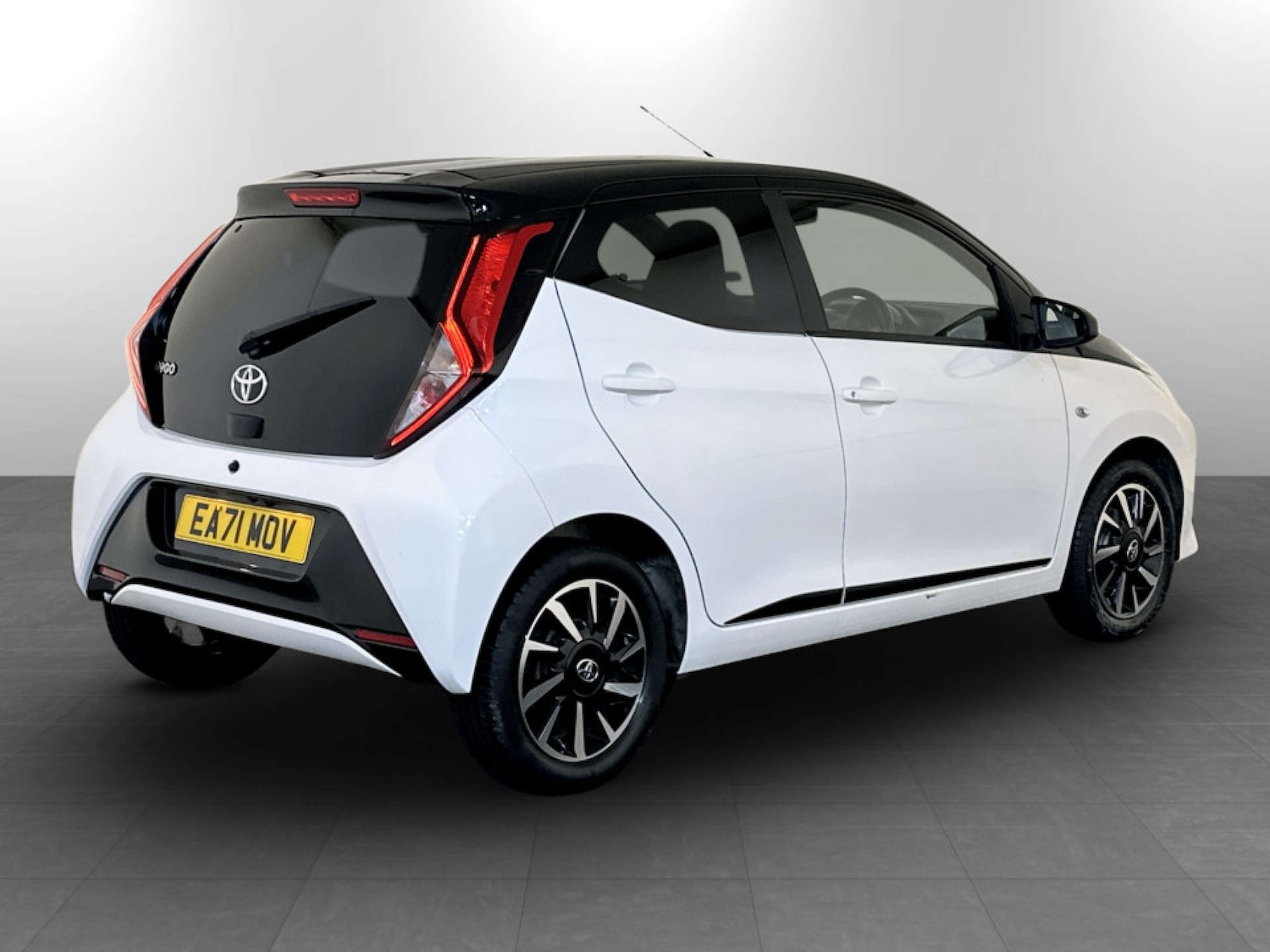 Used Toyota AYGO 2021 for sale - 77355501: Photo 10