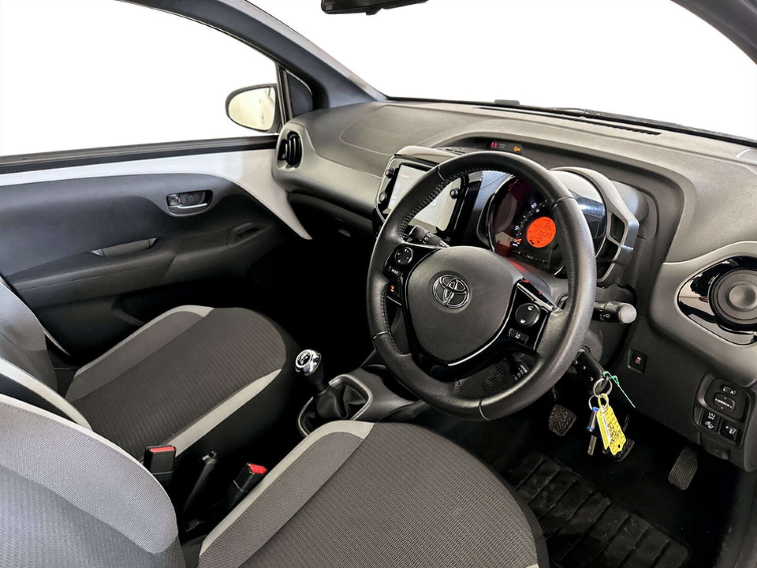 Used Toyota AYGO 2021 for sale - 77355501: Photo 15