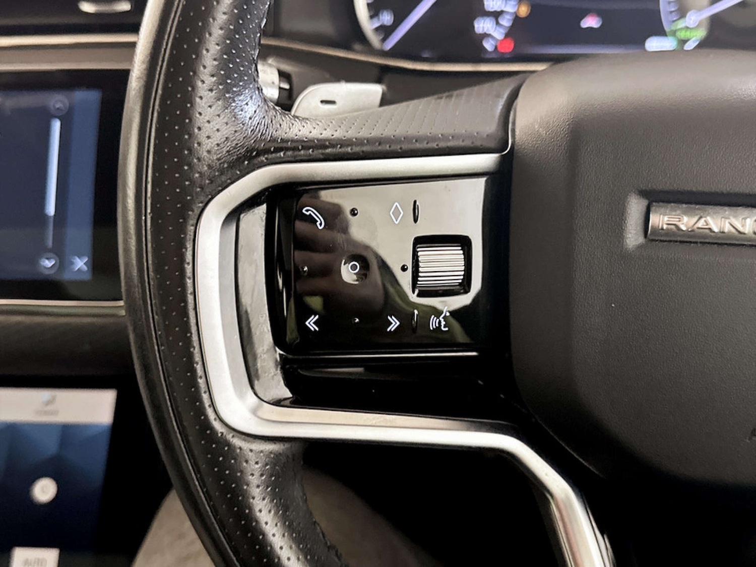 Used Land Rover Range Rover Evoque 2021 for sale - 77650540: Photo 17