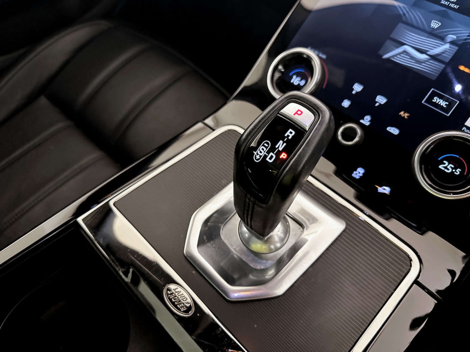 Used Land Rover Range Rover Evoque 2021 for sale - 77650540: Photo 26