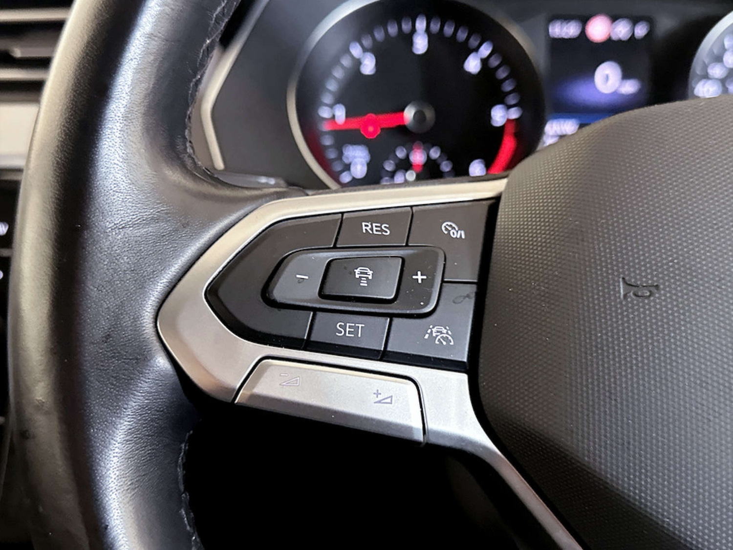 Used Volkswagen Passat 2023 for sale - 77535140: Photo 18