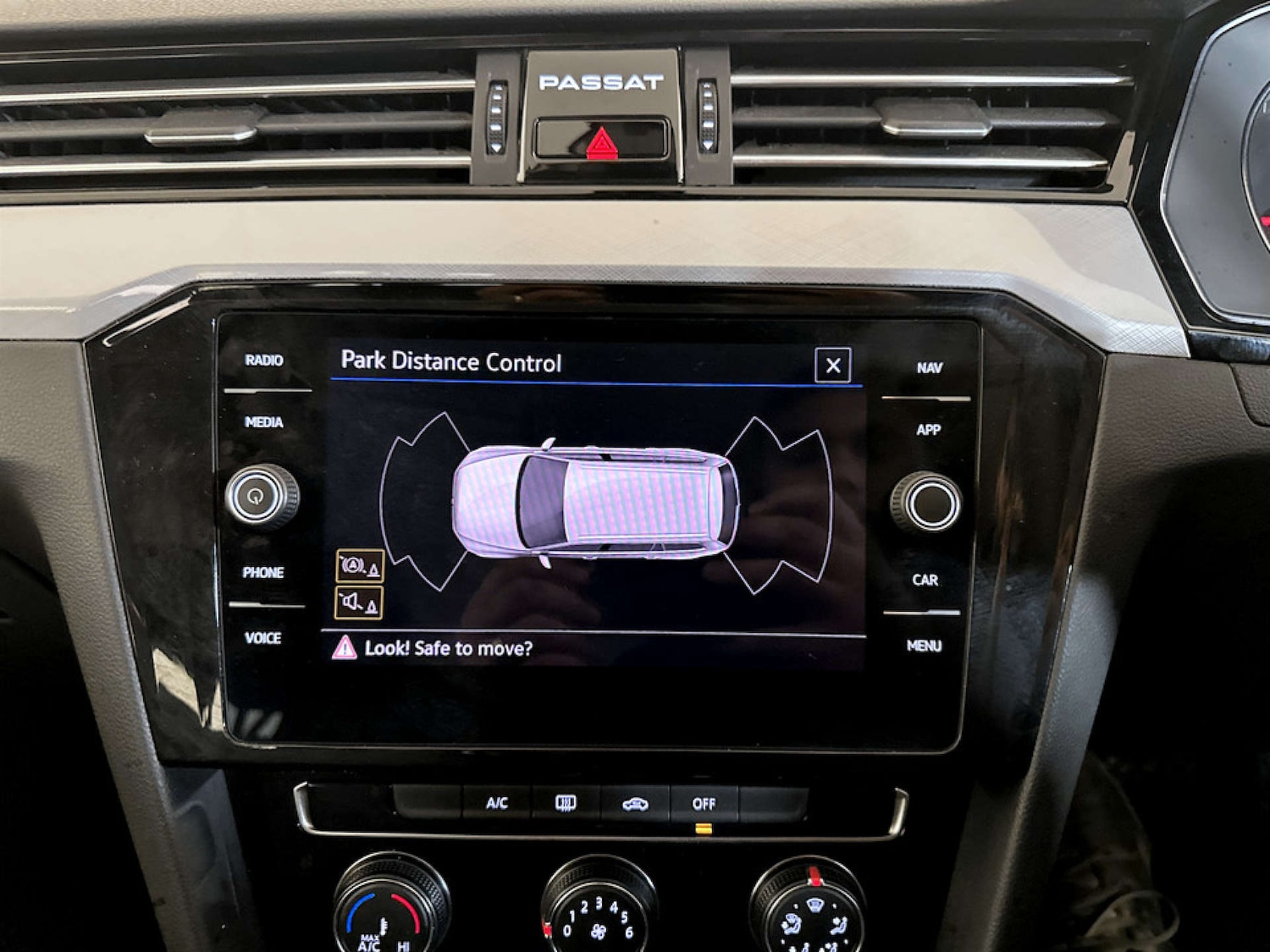 Used Volkswagen Passat 2023 for sale - 77535140: Photo 21