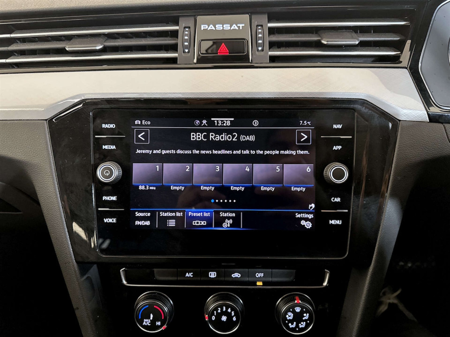 Used Volkswagen Passat 2023 for sale - 77535140: Photo 23