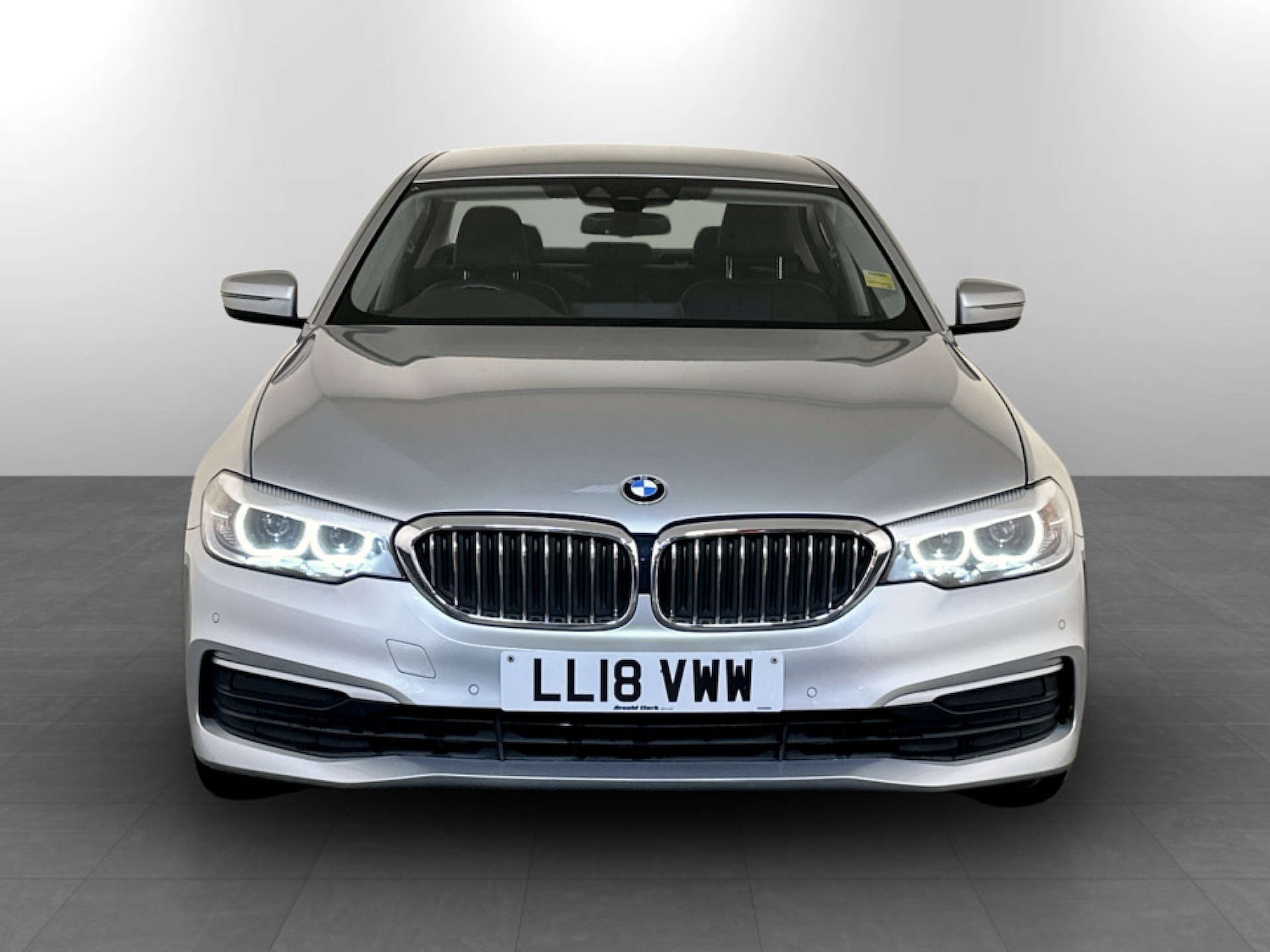 Used BMW 5 Series 2018 for sale - 77326051: Photo 5