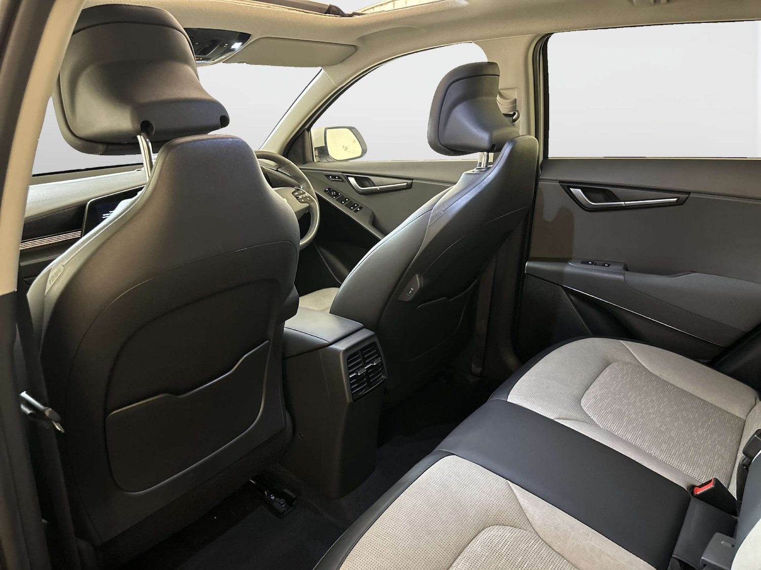 Used Kia Niro 2023 for sale - 77836362: Photo 13