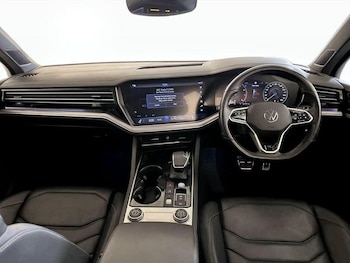Used Volkswagen Touareg 2021 for sale - 76234844: Photo 3