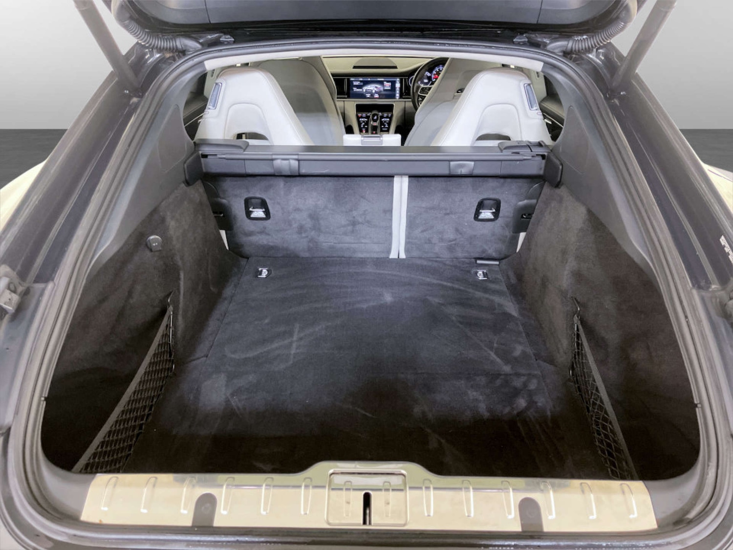 Used Porsche Panamera 2017 for sale - 77185246: Photo 15