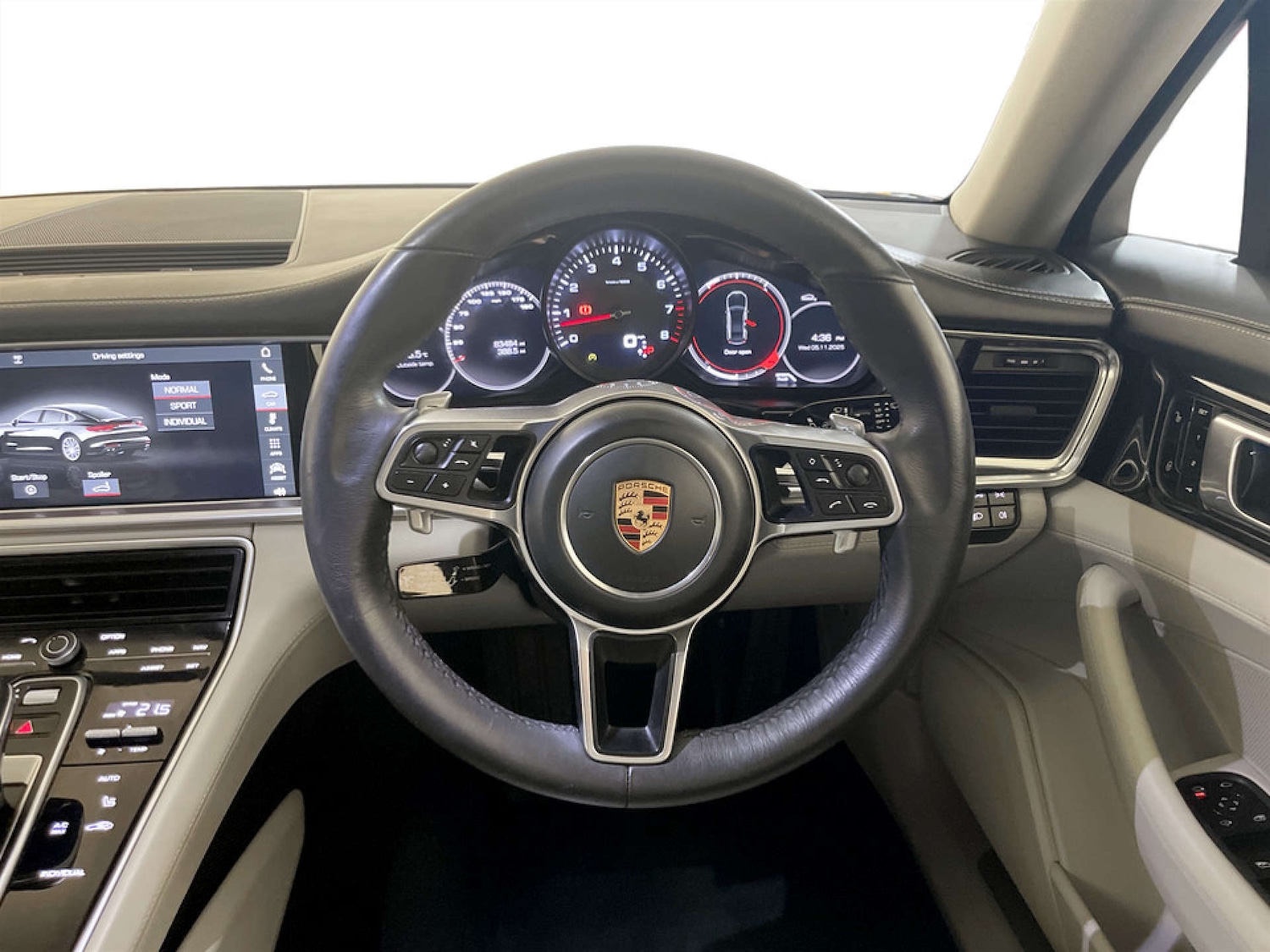 Used Porsche Panamera 2017 for sale - 77185246: Photo 17
