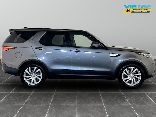 Used Land Rover Discovery 2017 for sale - 76234737: Photo 11