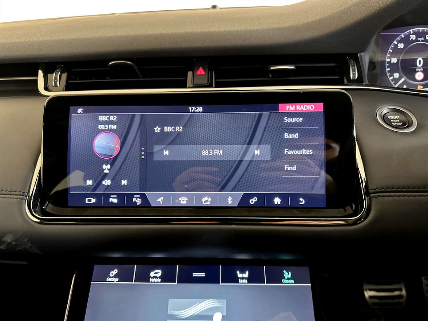 Used Land Rover Range Rover Evoque 2019 for sale - 77535115: Photo 24