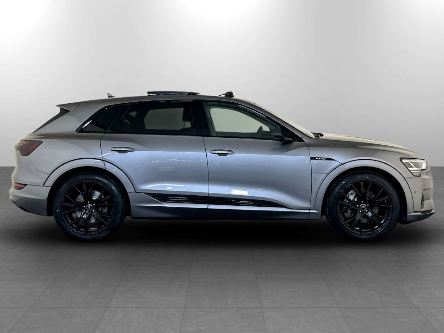 Used Audi e-tron 2020 for sale - 77780940: Photo 11