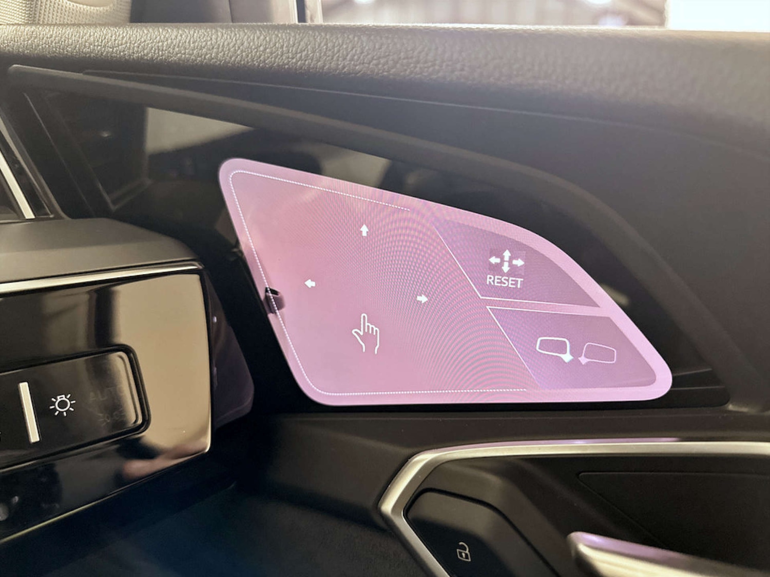 Used Audi e-tron 2020 for sale - 77780940: Photo 22