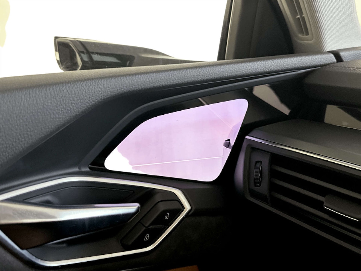 Used Audi e-tron 2020 for sale - 77780940: Photo 24