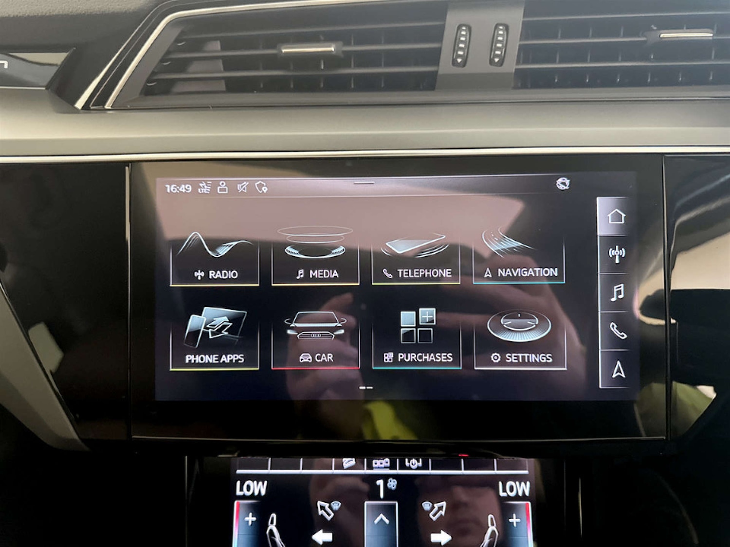 Used Audi e-tron 2020 for sale - 77780940: Photo 26