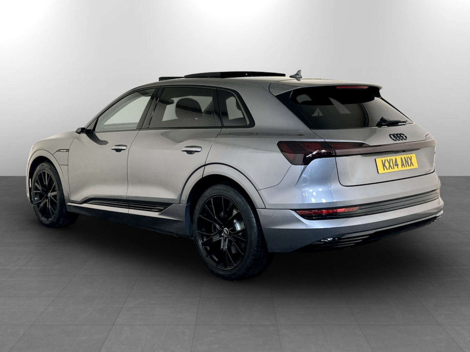 Used Audi e-tron 2020 for sale - 77780940: Photo 8