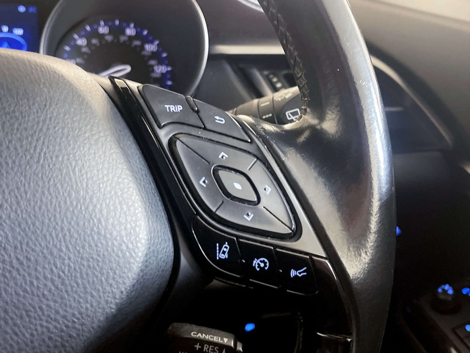 Used Toyota C-HR 2019 for sale - 77422853: Photo 18