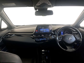 Used Toyota C-HR 2019 for sale - 77422853: Photo