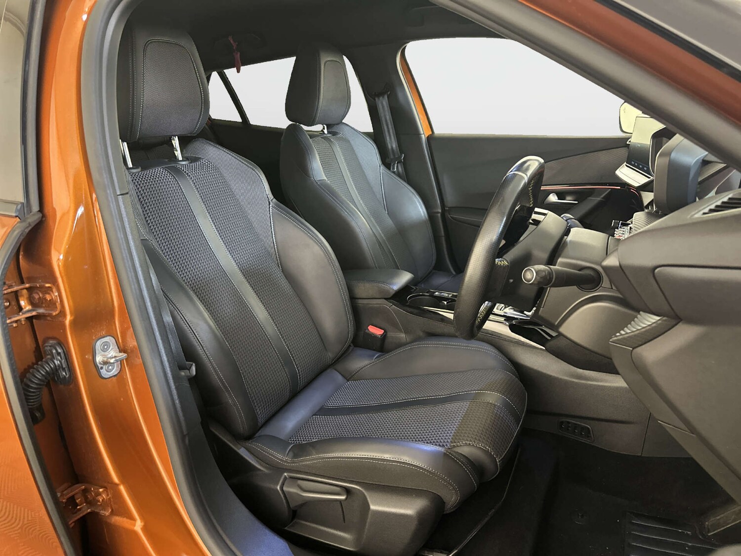 Used Peugeot 2008 2021 for sale - 78162746: Photo 13