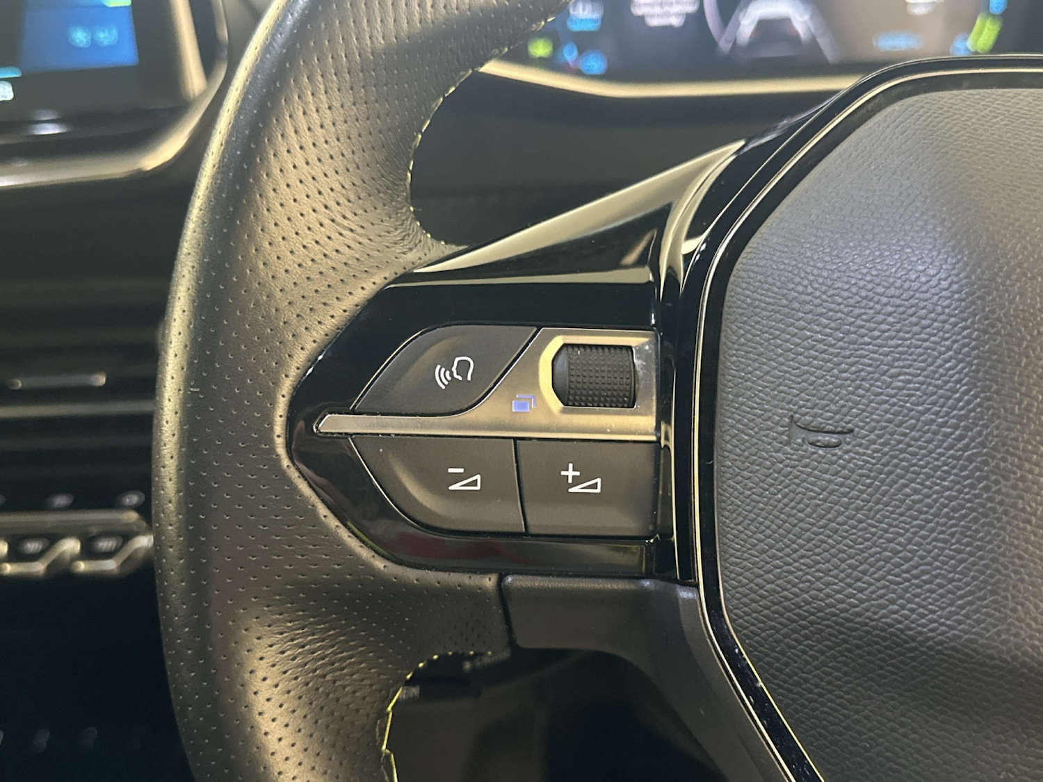 Used Peugeot 2008 2021 for sale - 78162746: Photo 17