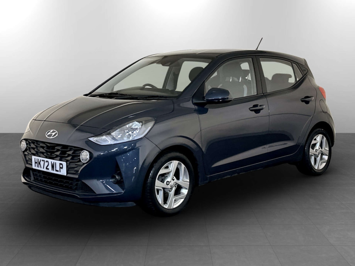 Used Hyundai i10 2023 for sale - 77262734: Photo 6