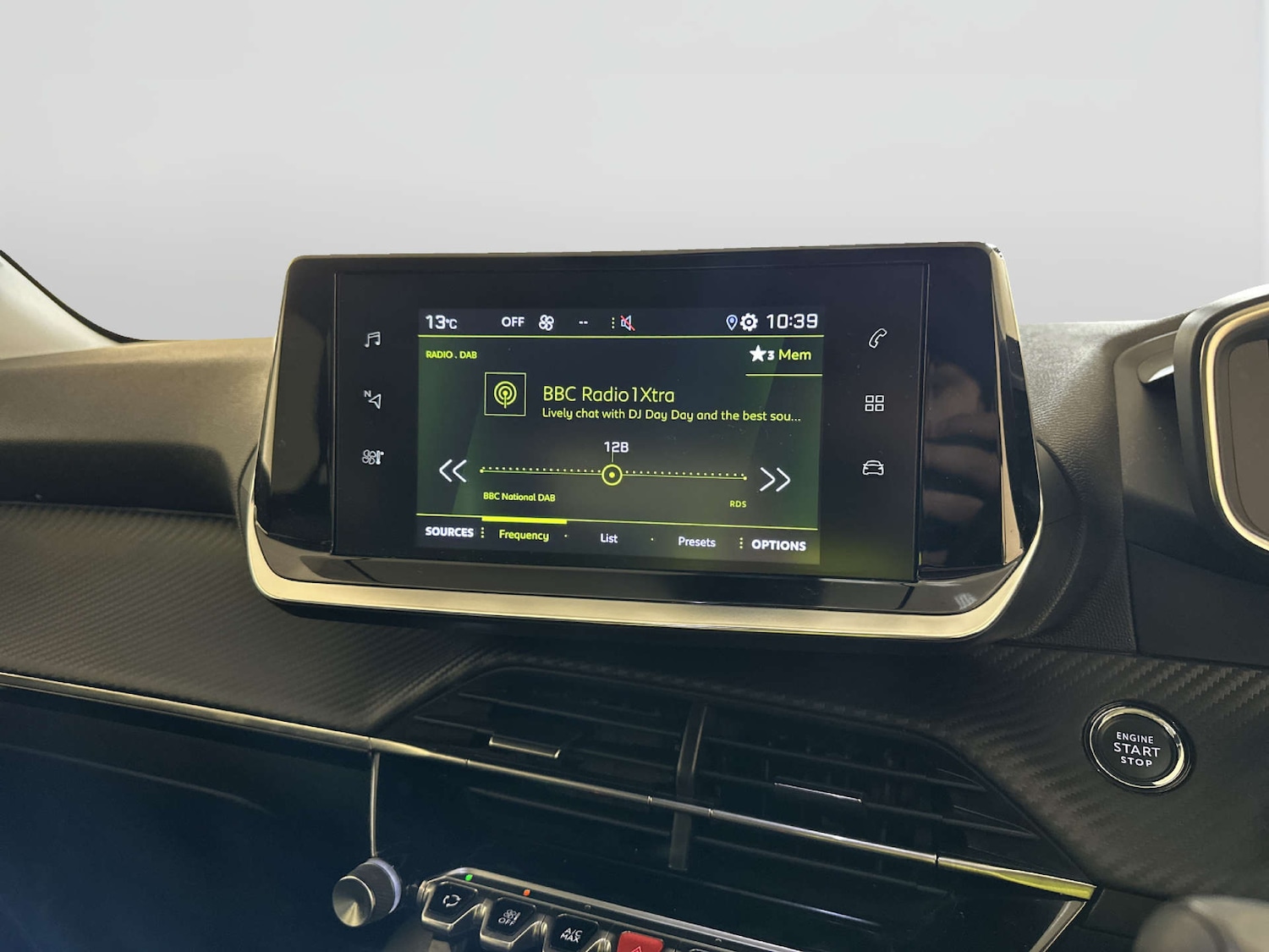 Used Peugeot 2008 2021 for sale - 77934052: Photo 22