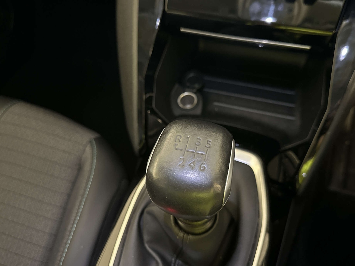 Used Peugeot 2008 2021 for sale - 77934052: Photo 24