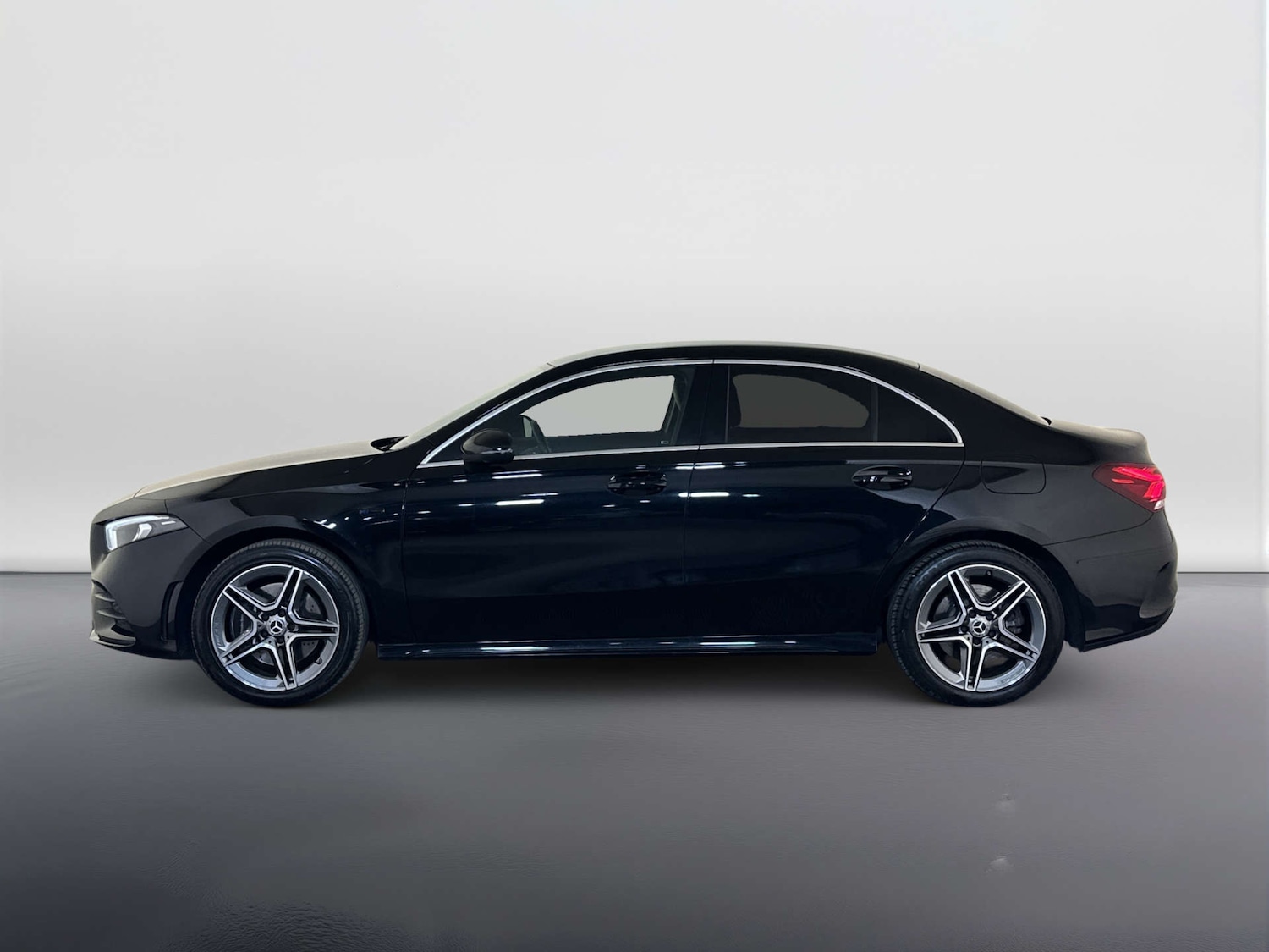 Used Mercedes-Benz A-Class 2020 for sale - 78198811: Photo 8