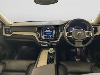 Used Volvo XC60 2022 for sale - 78297351: Photo