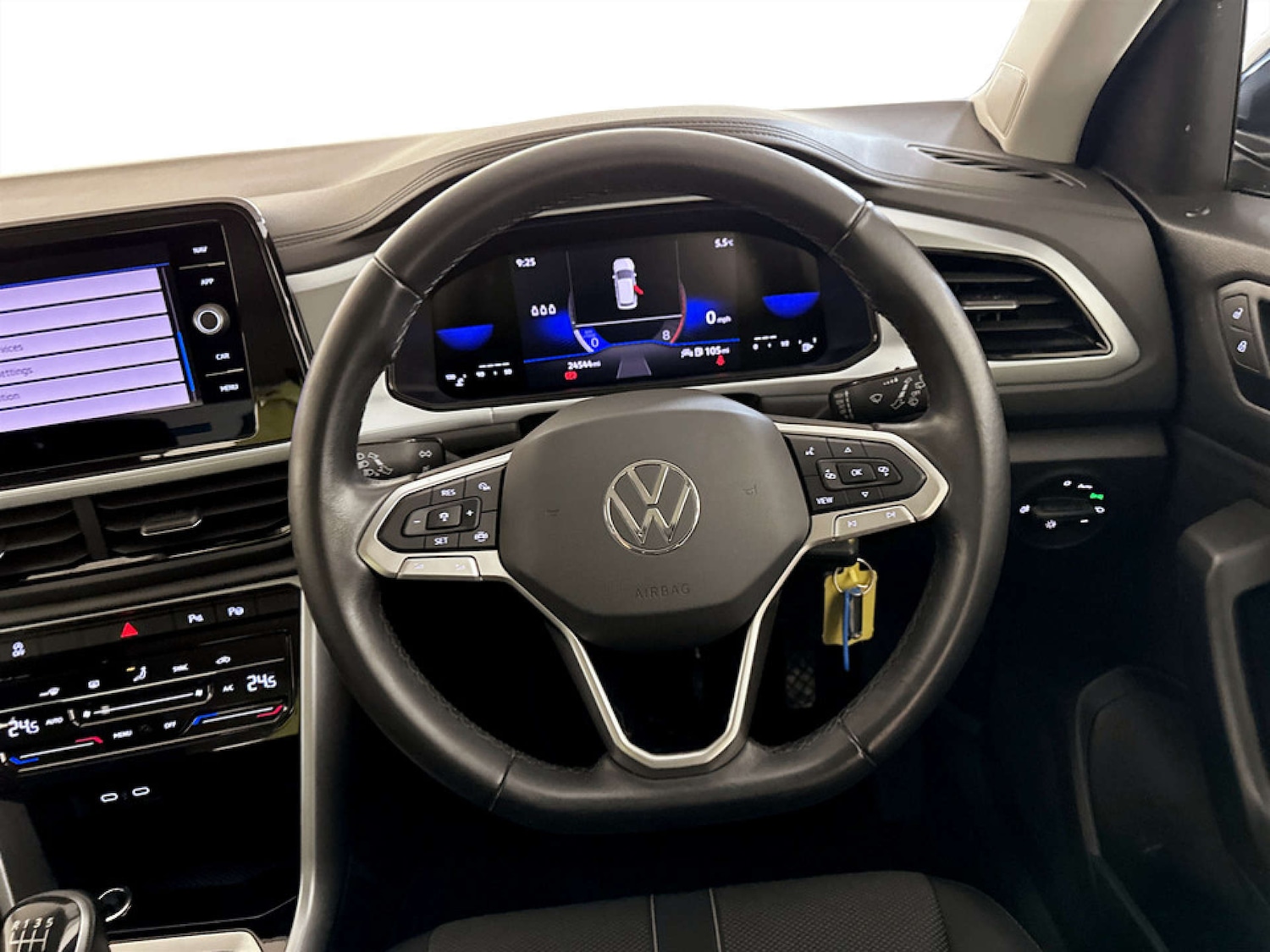 Used Volkswagen T-Roc 2022 for sale - 77209989: Photo 17