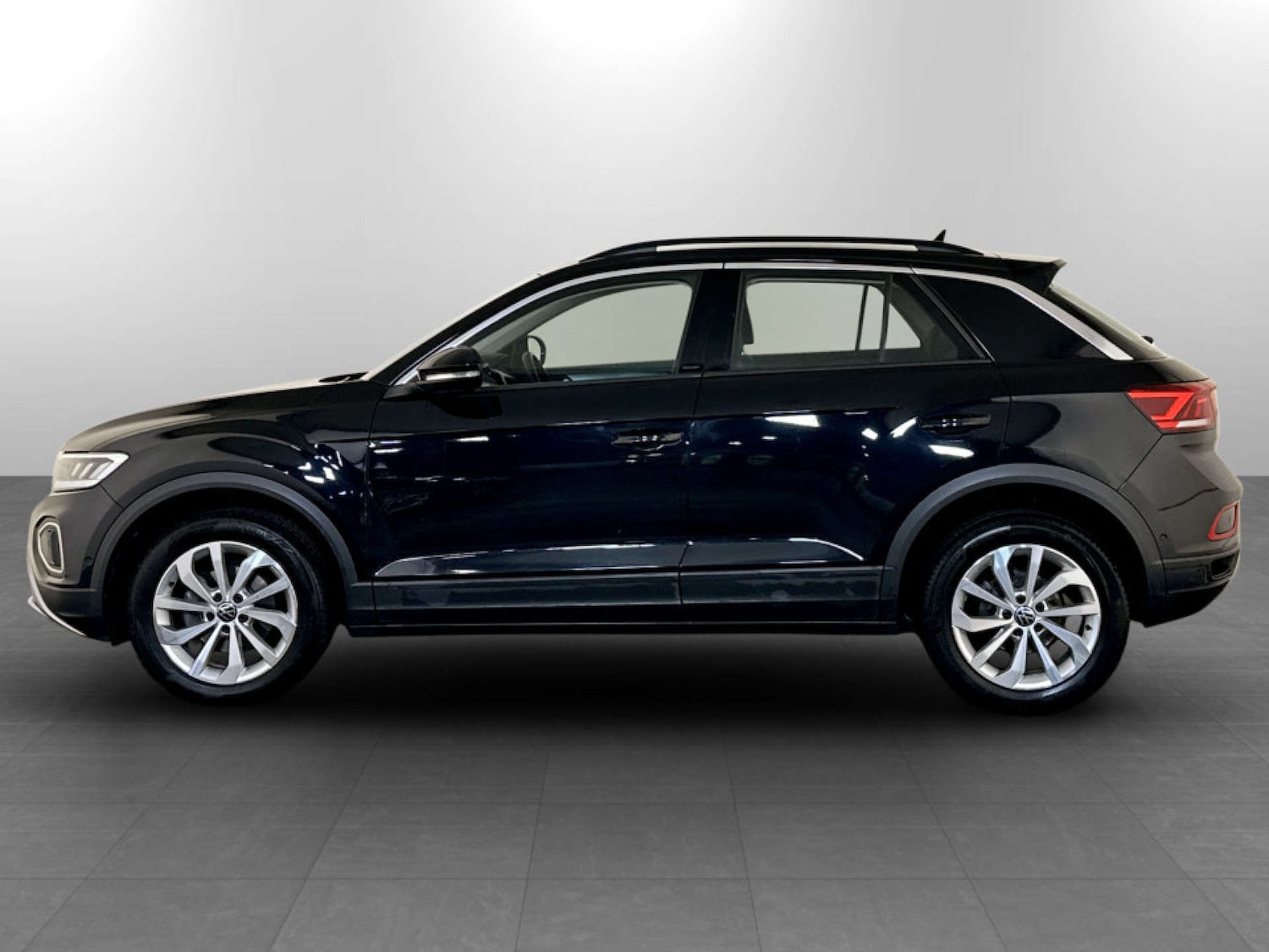 Used Volkswagen T-Roc 2022 for sale - 77209989: Photo 7