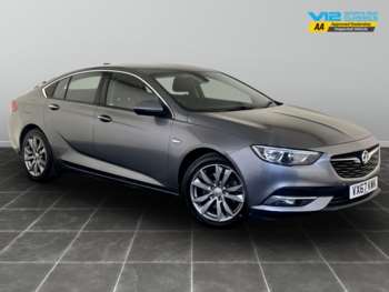 2017 (67) - 2.0 Turbo D Tech Line Nav 5dr