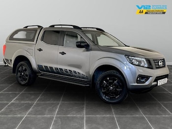 Nissan - Navara