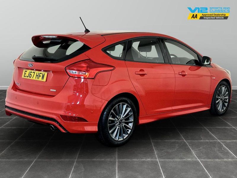Used Ford Focus 2017 for sale - 76146615: Photo 10