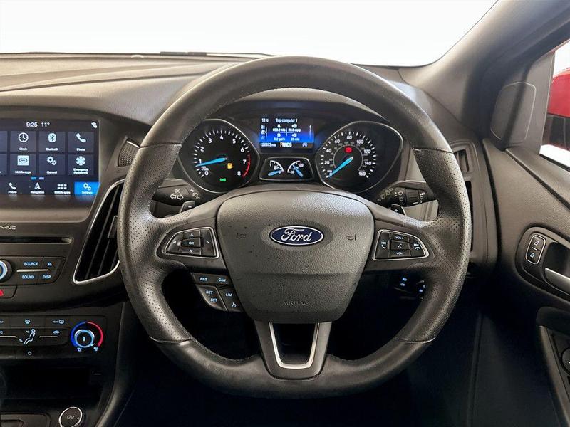 Used Ford Focus 2017 for sale - 76146615: Photo 16