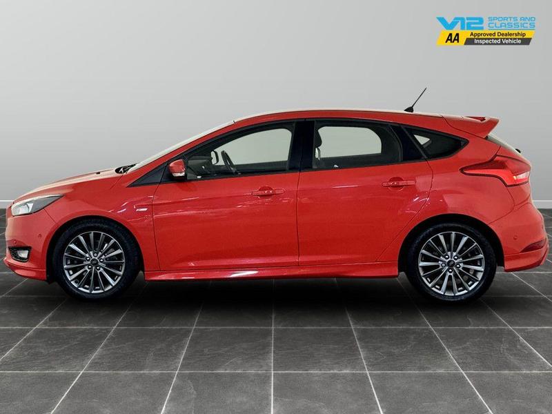 Used Ford Focus 2017 for sale - 76146615: Photo 7