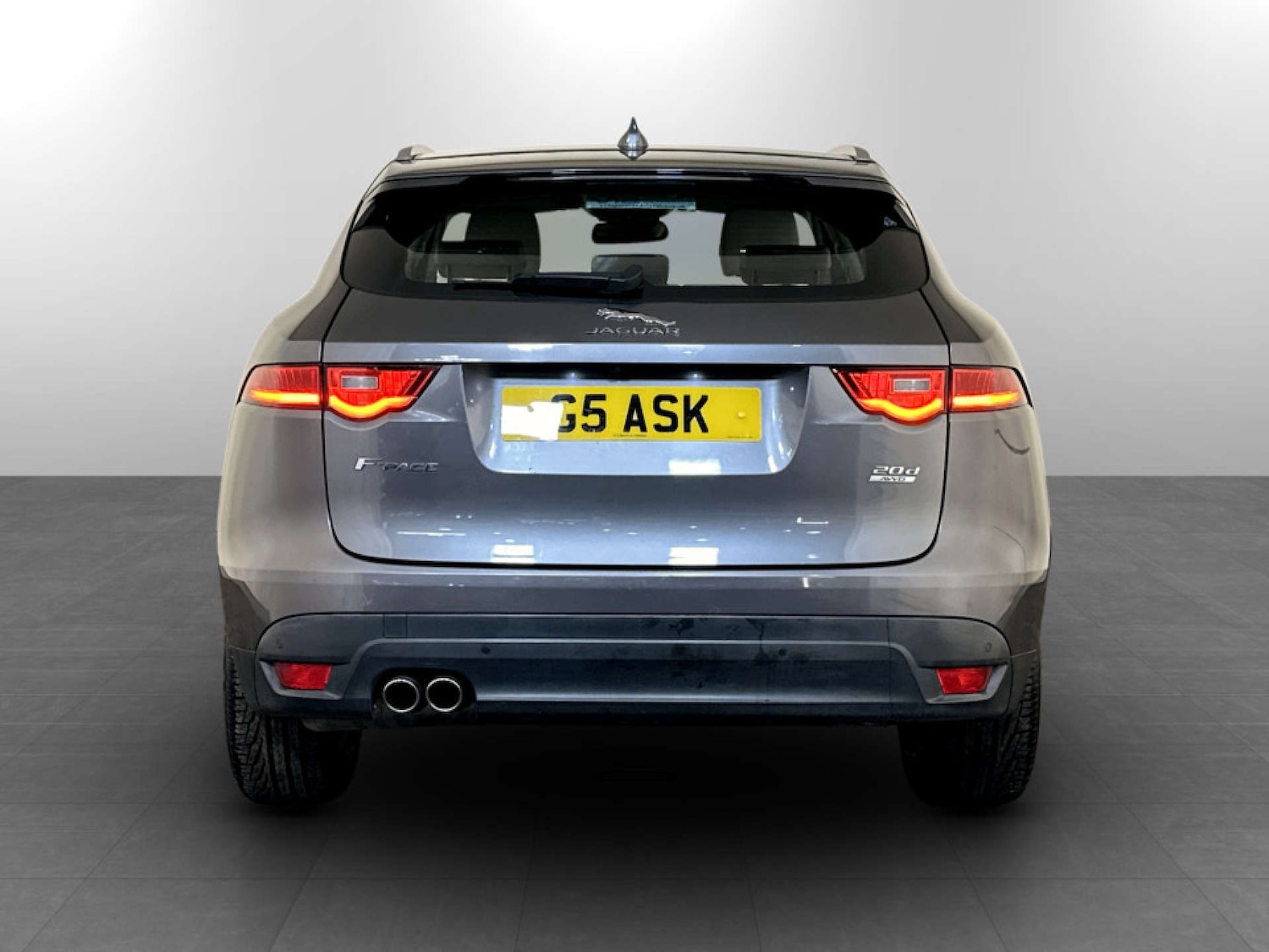 Used Jaguar F-Pace 2016 for sale - 77380722: Photo 9