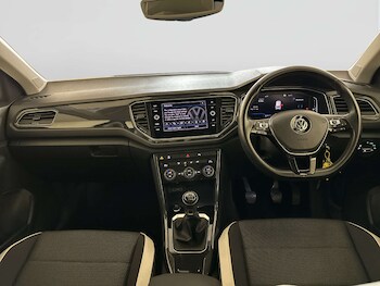 Used Volkswagen T-Roc 2019 for sale - 78426687: Photo