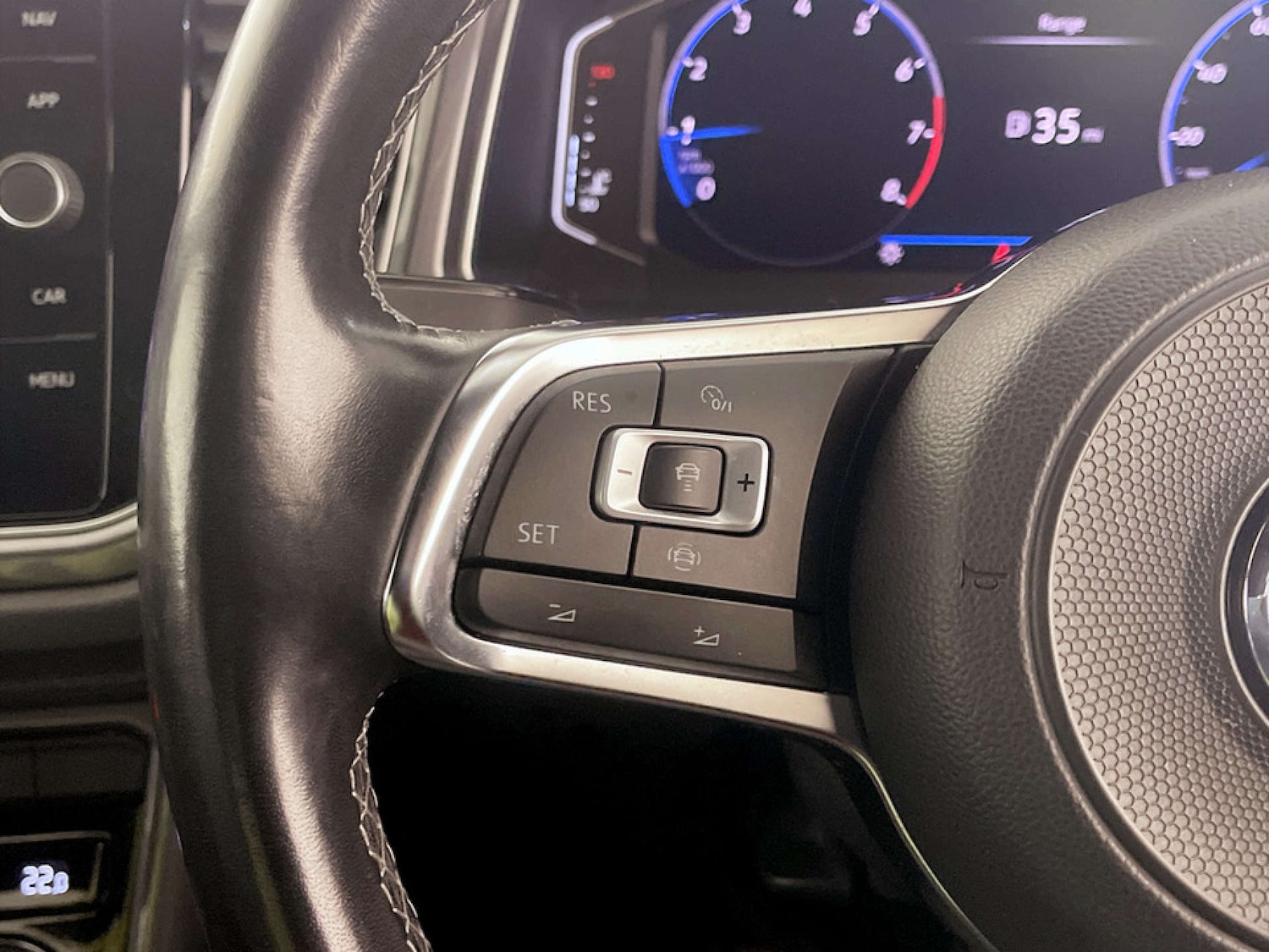 Used Volkswagen T-Roc 2020 for sale - 77211825: Photo 17