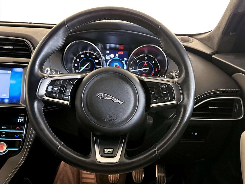 Used Jaguar F-Pace 2019 for sale - 77161062: Photo 17