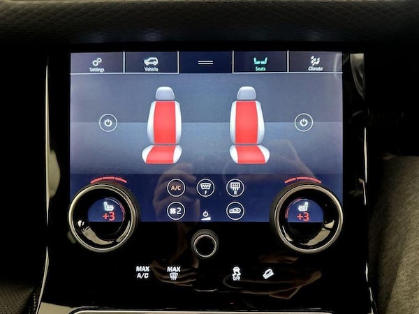 Used Land Rover Range Rover Velar 2018 for sale - 76067637: Photo 24