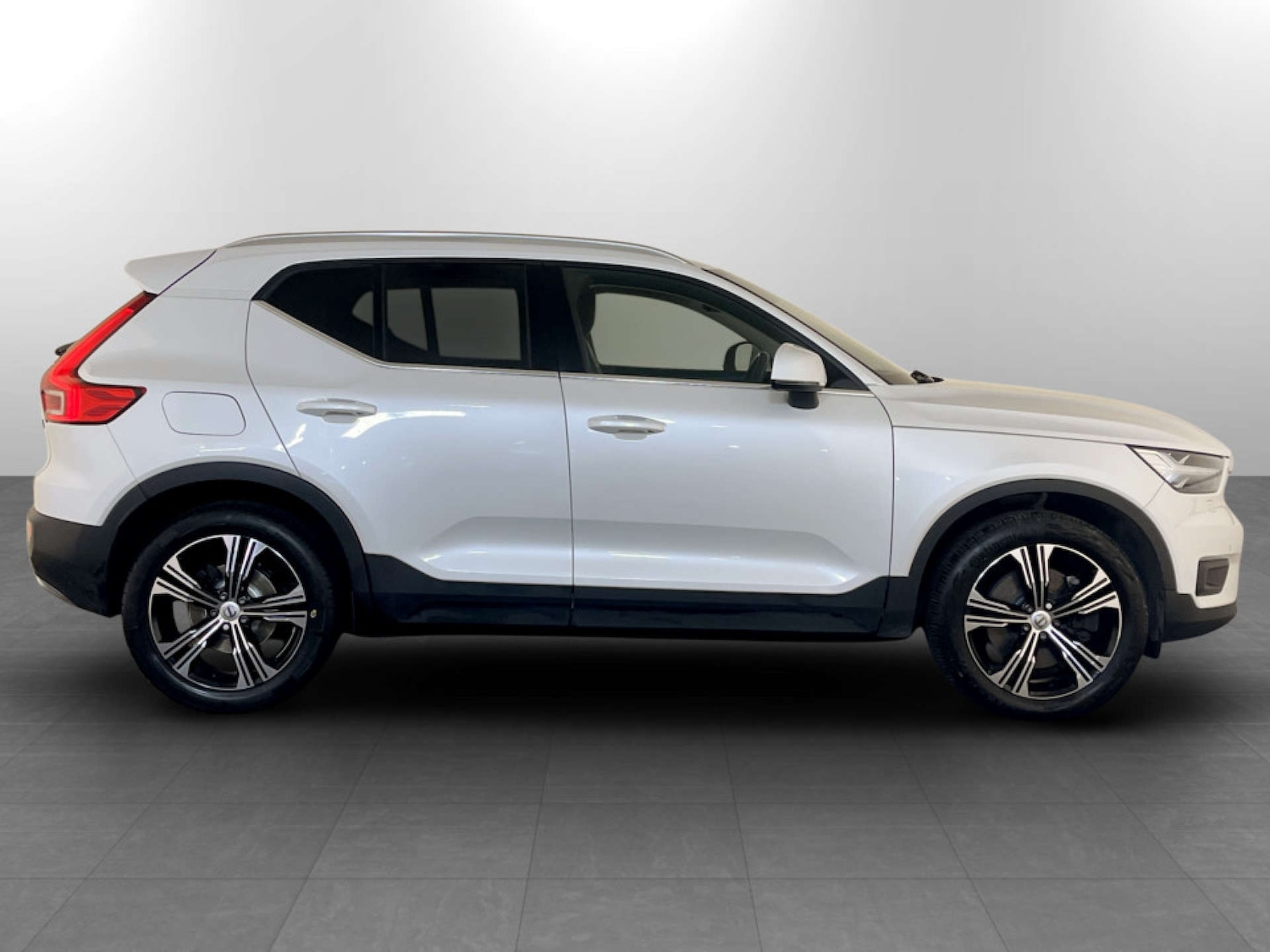 Used Volvo XC40 2021 for sale - 77423724: Photo 11