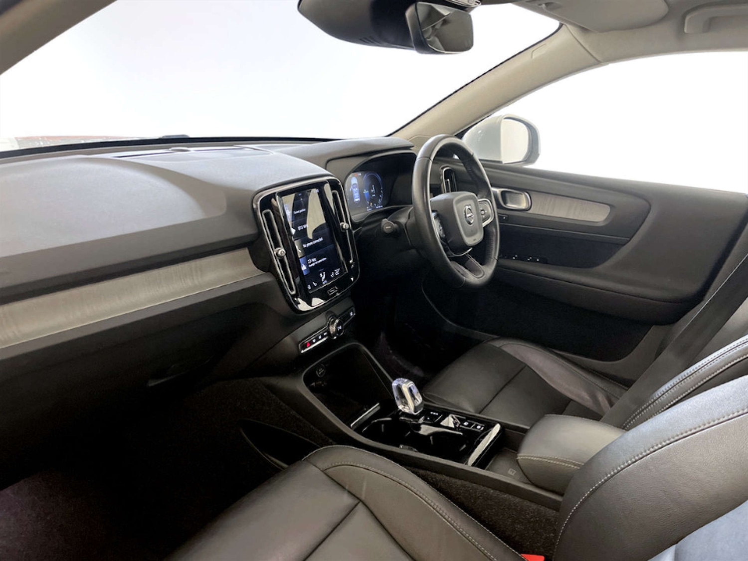 Used Volvo XC40 2021 for sale - 77423724: Photo 12