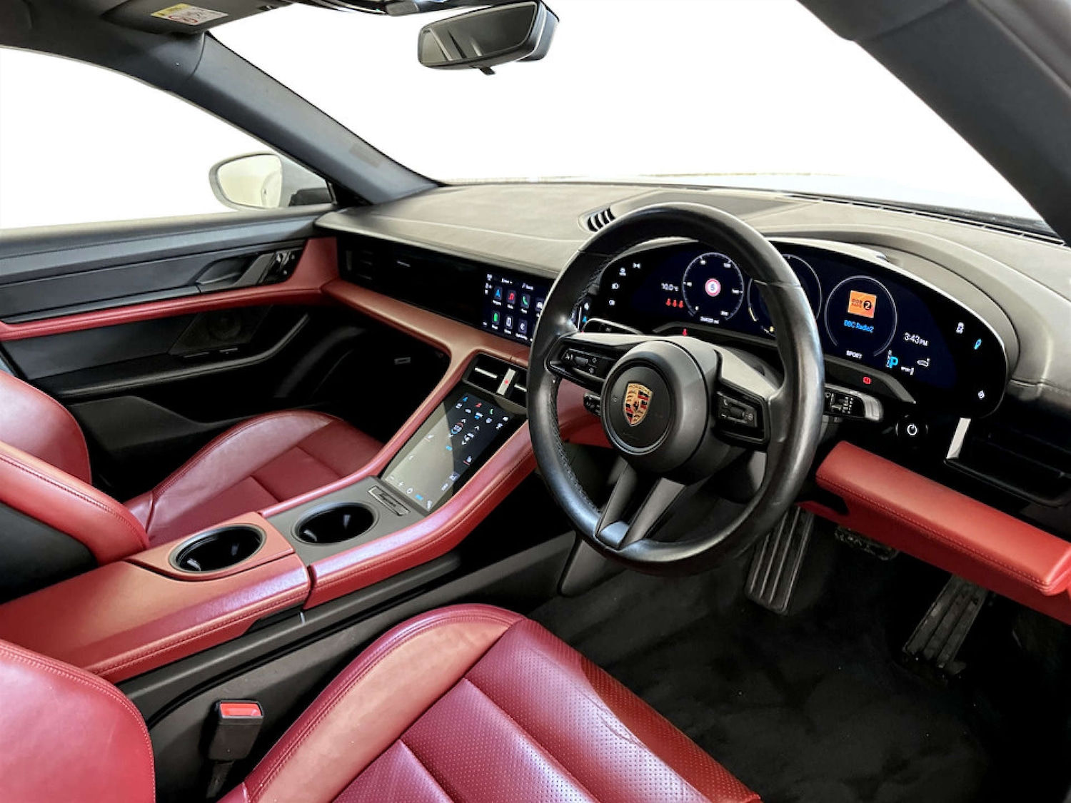 Used Porsche Taycan 2021 for sale - 77745454: Photo 15